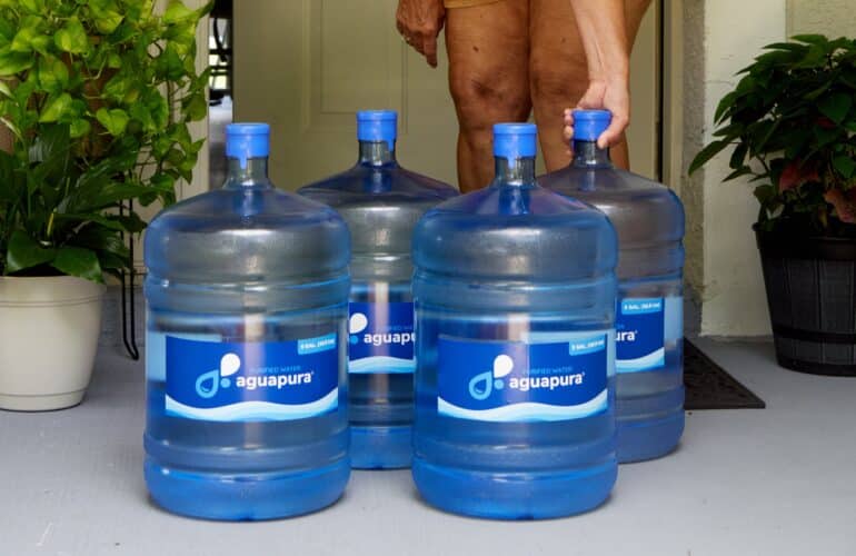 Purified Water Delivery in Tampa vs Tampa Tap Water: What Is Really in Your Glass
